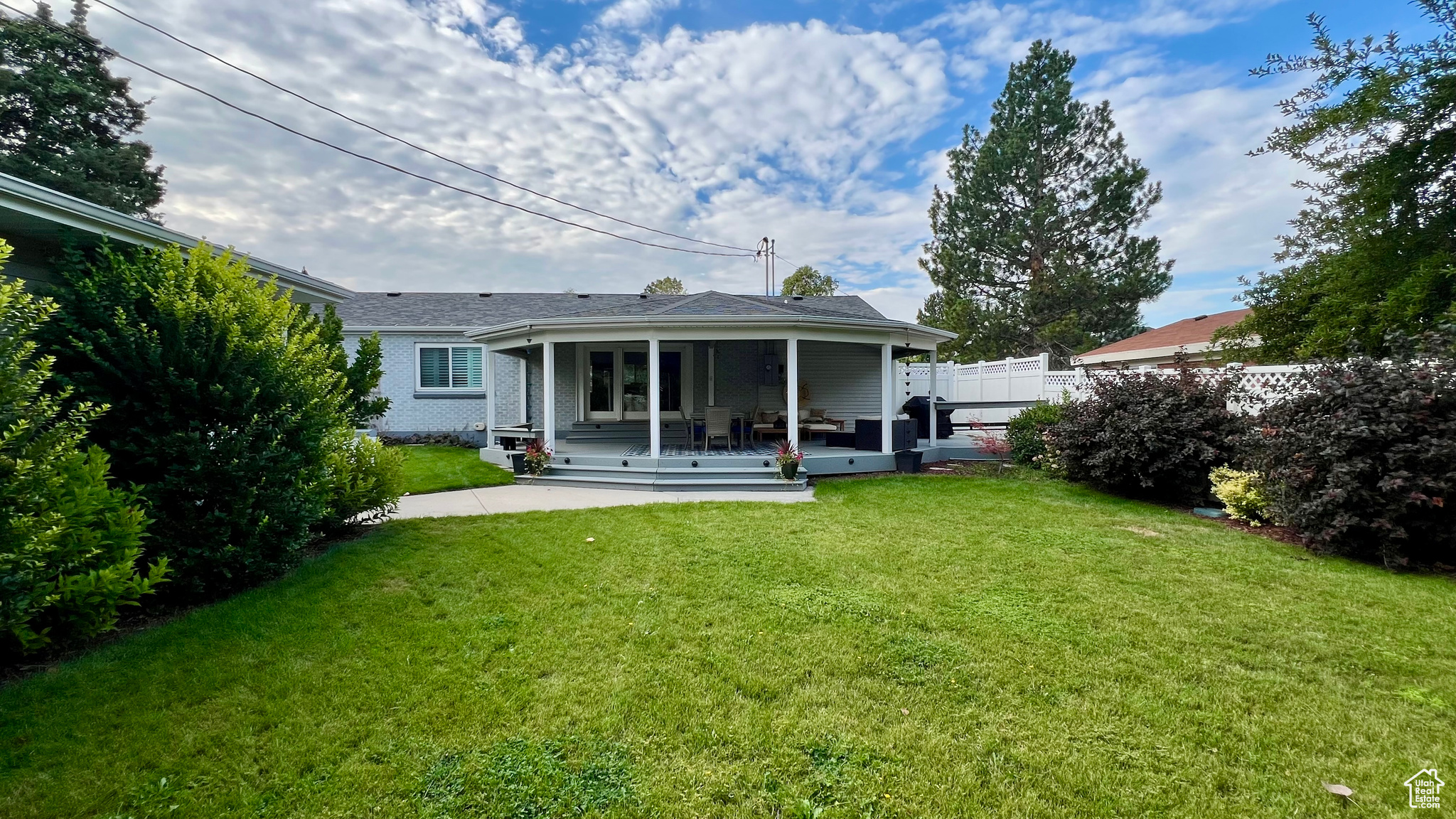 LAKEWOOD - Residential