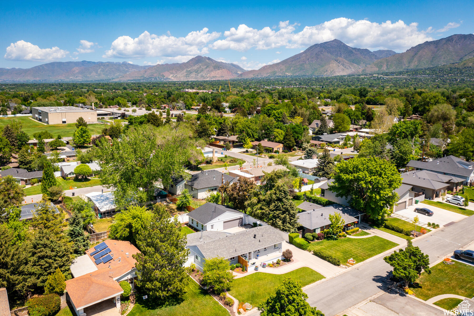 LAKEWOOD - Residential
