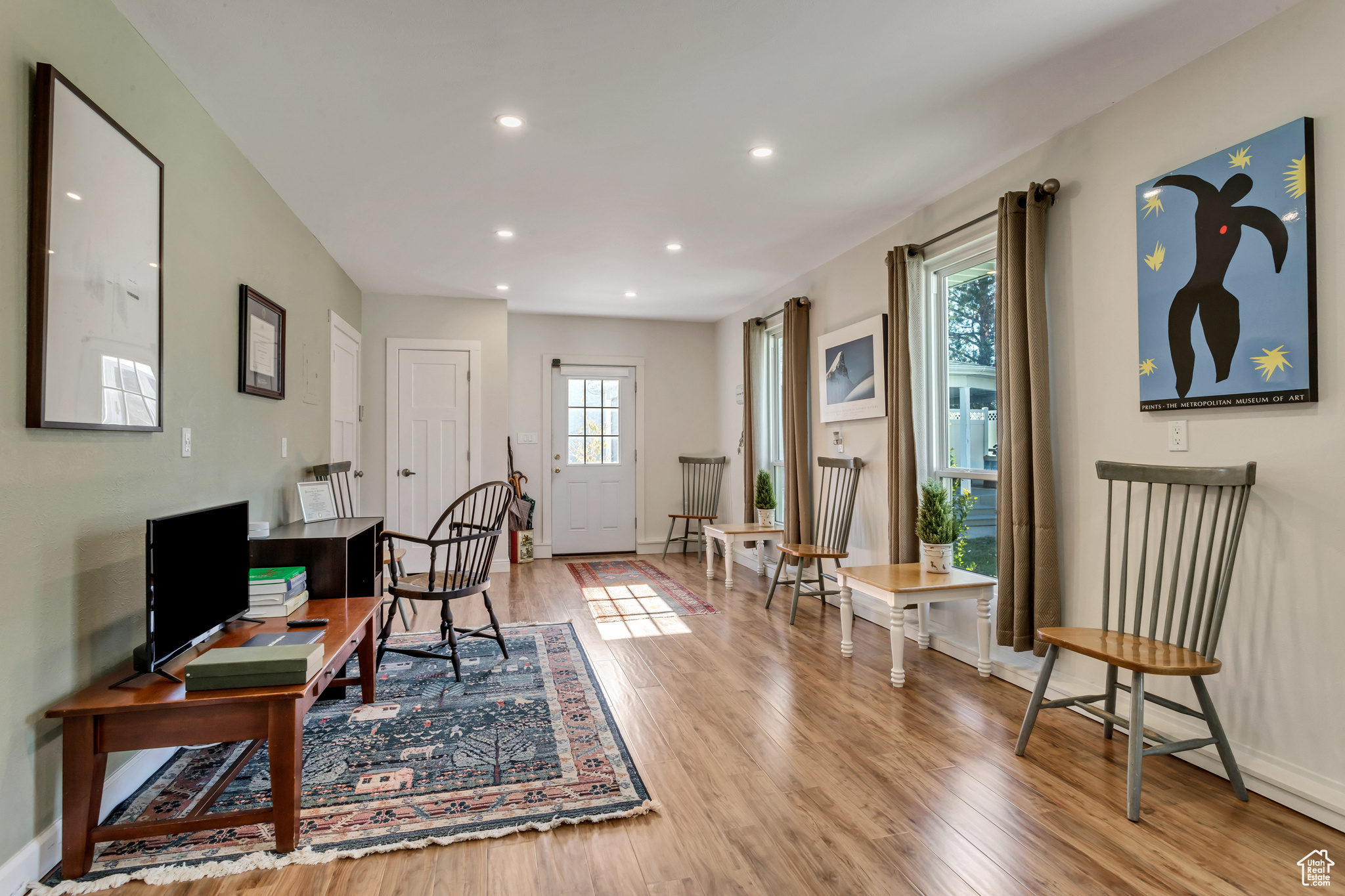 LAKEWOOD - Residential