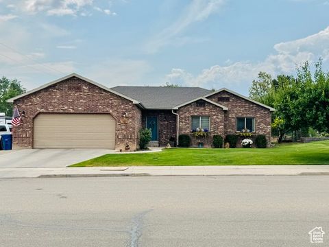 767 N 300 W Blanding UT 84511