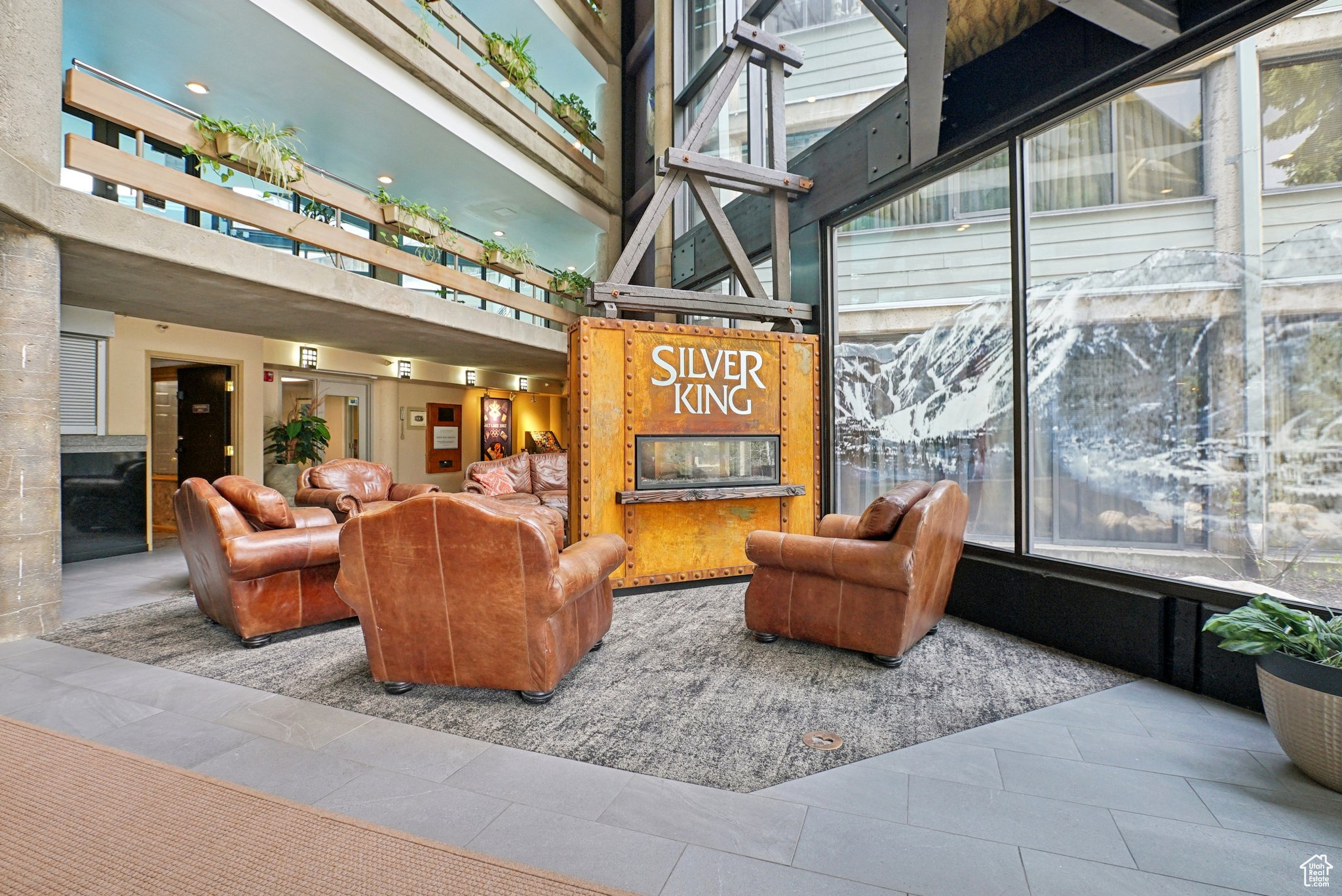 SILVER KING - Residential