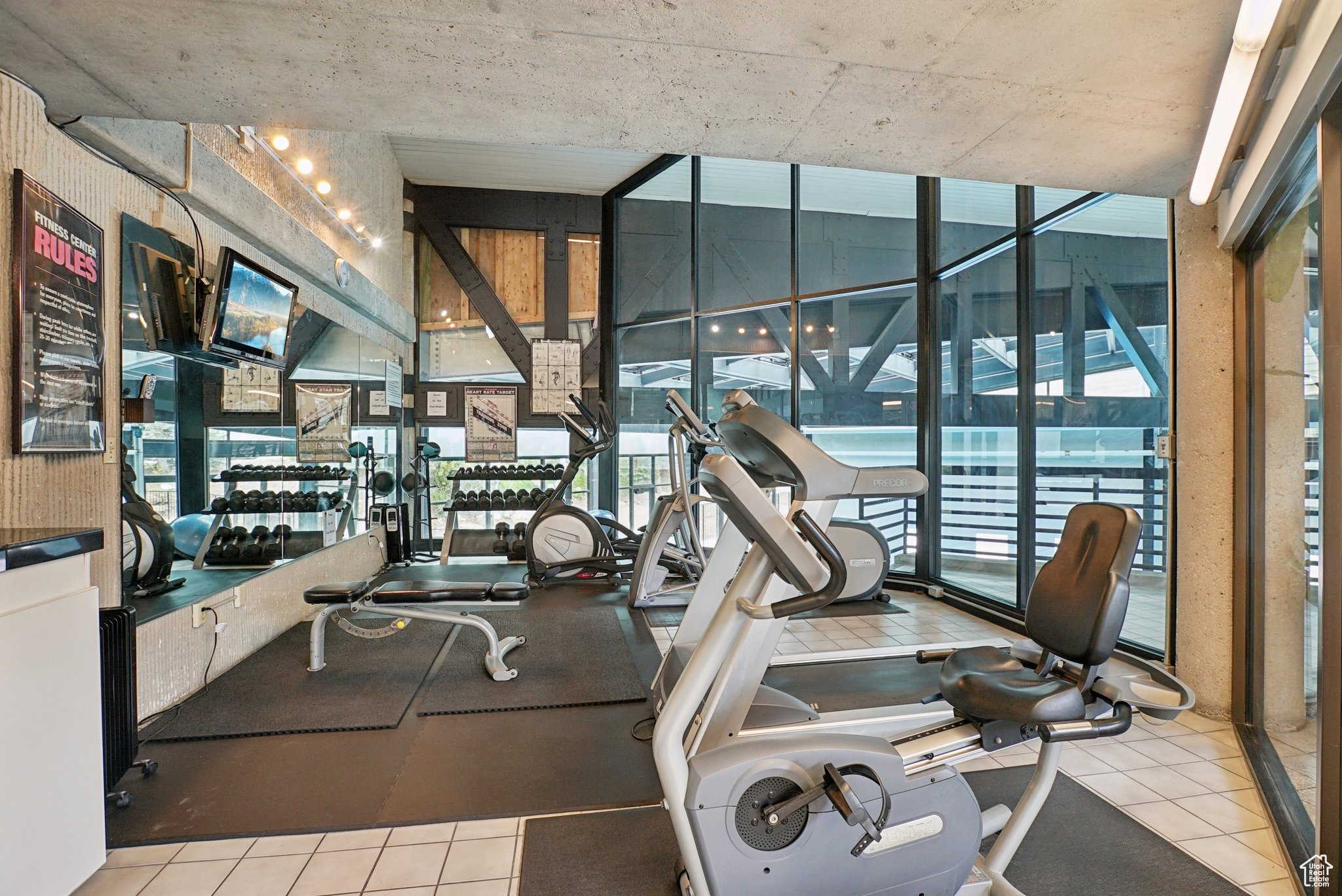 SILVER KING - Residential