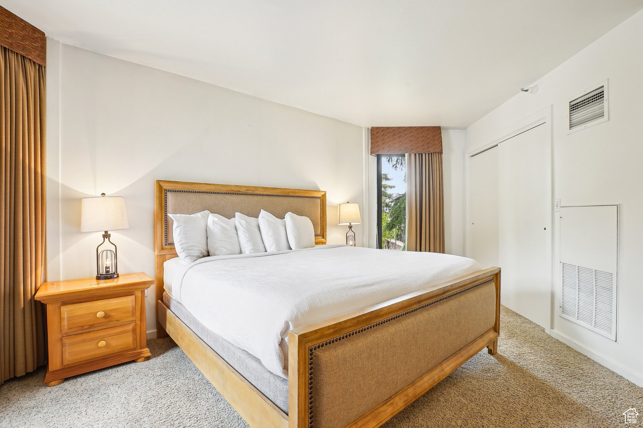 SILVER KING - Residential