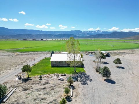 Photo of 1129 S RIVER SIDE DR, Circleville, UT 84723 (MLS # 2154993)