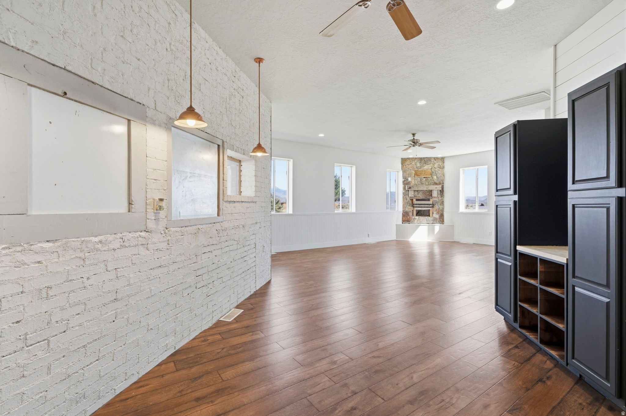 RIVERSIDE SUBDIVISION - Residential