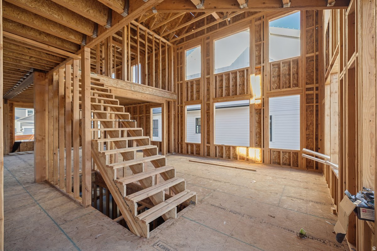 BEACON POINTE - Residential