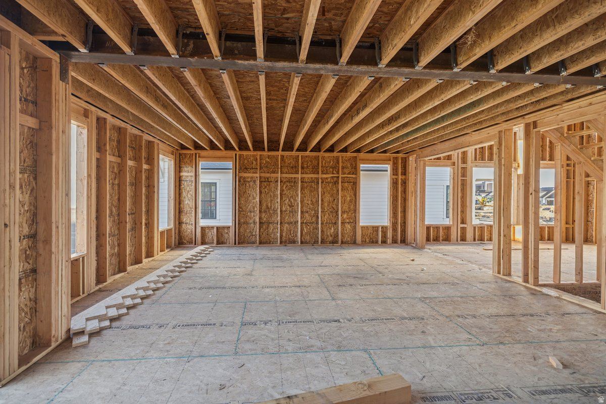 BEACON POINTE - Residential