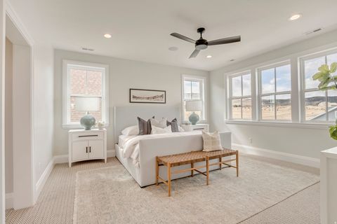 Tiny photo for 858 CAROLINE DR W #211, Saratoga Springs, UT 84045 (MLS # 2134216)