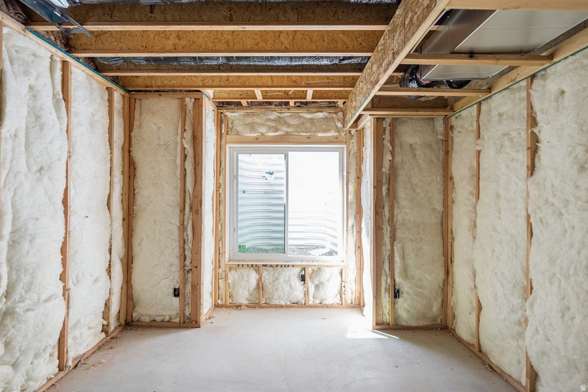 BEACON POINTE - Residential