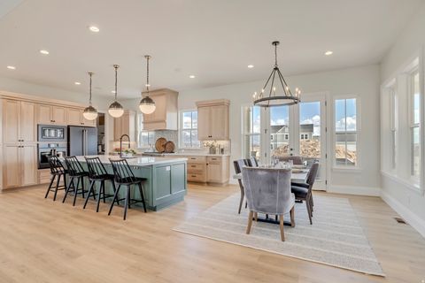 Tiny photo for 858 CAROLINE DR W #211, Saratoga Springs, UT 84045 (MLS # 2134216)