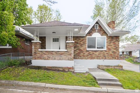 859 Binford St, Ogden, UT 84401 - MLS#: 2010317
