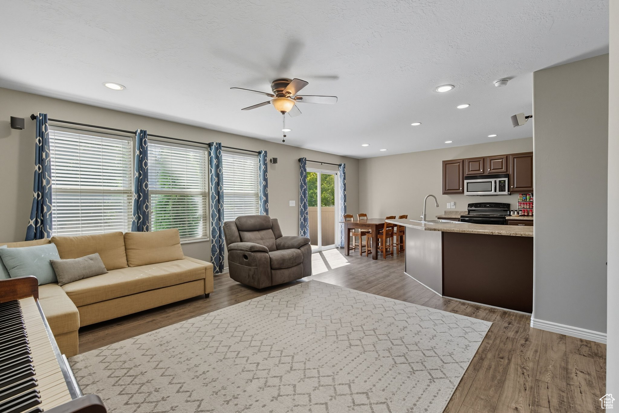 MAPLE MTN TOWNHOMES - Residential