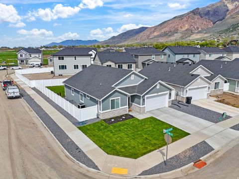 Tiny photo for 252 W 800 S, Willard, UT 84340 (MLS # 2148776)