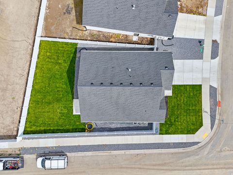 Tiny photo for 252 W 800 S, Willard, UT 84340 (MLS # 2148776)