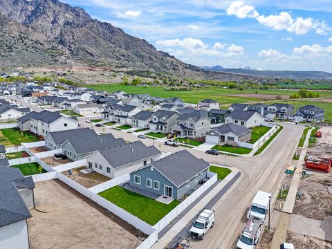 Tiny photo for 252 W 800 S, Willard, UT 84340 (MLS # 2148776)