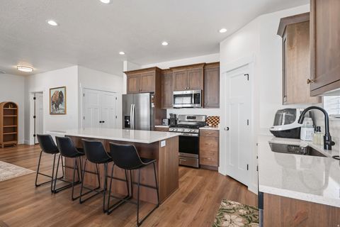 Tiny photo for 252 W 800 S, Willard, UT 84340 (MLS # 2148776)