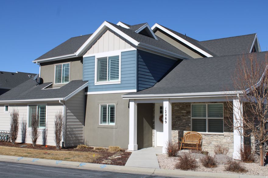 This is truly a great townhome in a great location.  It puts you close to everything!  Several features are well worth mentioning.  Kitchen is updated and has granite counter tops.  There is a gas range with control knobs accessible on the front.  The master bedroom is on the main floor and is equipped with a nice sized walk-in closet and it's own bathroom.   There are 2 other good sized bedrooms upstairs with a full very nice bathroom to share.  Also another walk-in closet is upstairs.  The home has brand new carpet on the main floor and it is equipped with plantation shutters which provides an elegant feel.  The storage shelves in the garage will stay.  Also there is guest parking directly next to the home.  Come see this home quickly!!!  Square footage figures are provided as a courtesy estimate only and were obtained from ___county records___________ .  Buyer is advised to obtain an independent measurement.