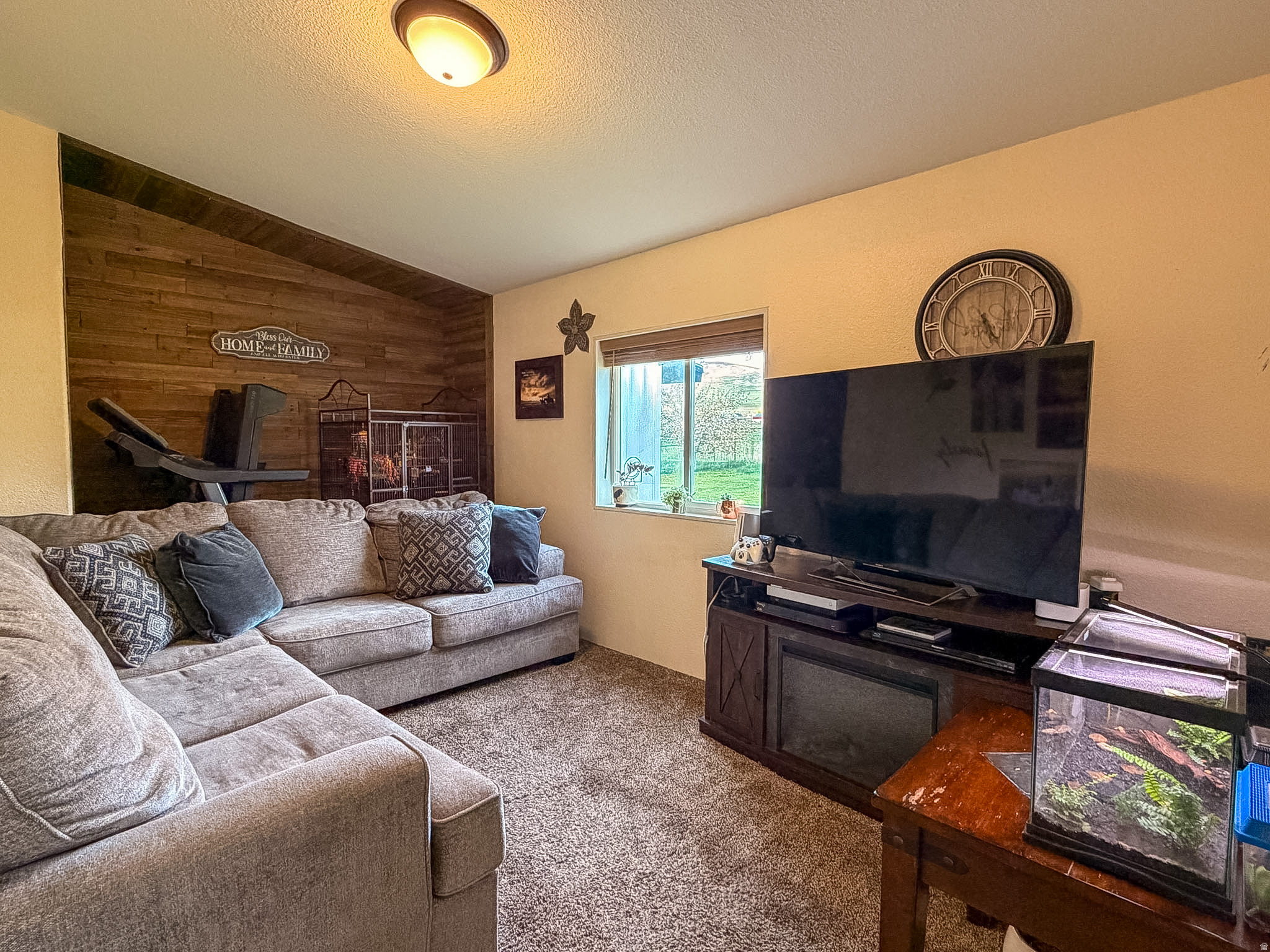 SUNSET HILLS - Residential