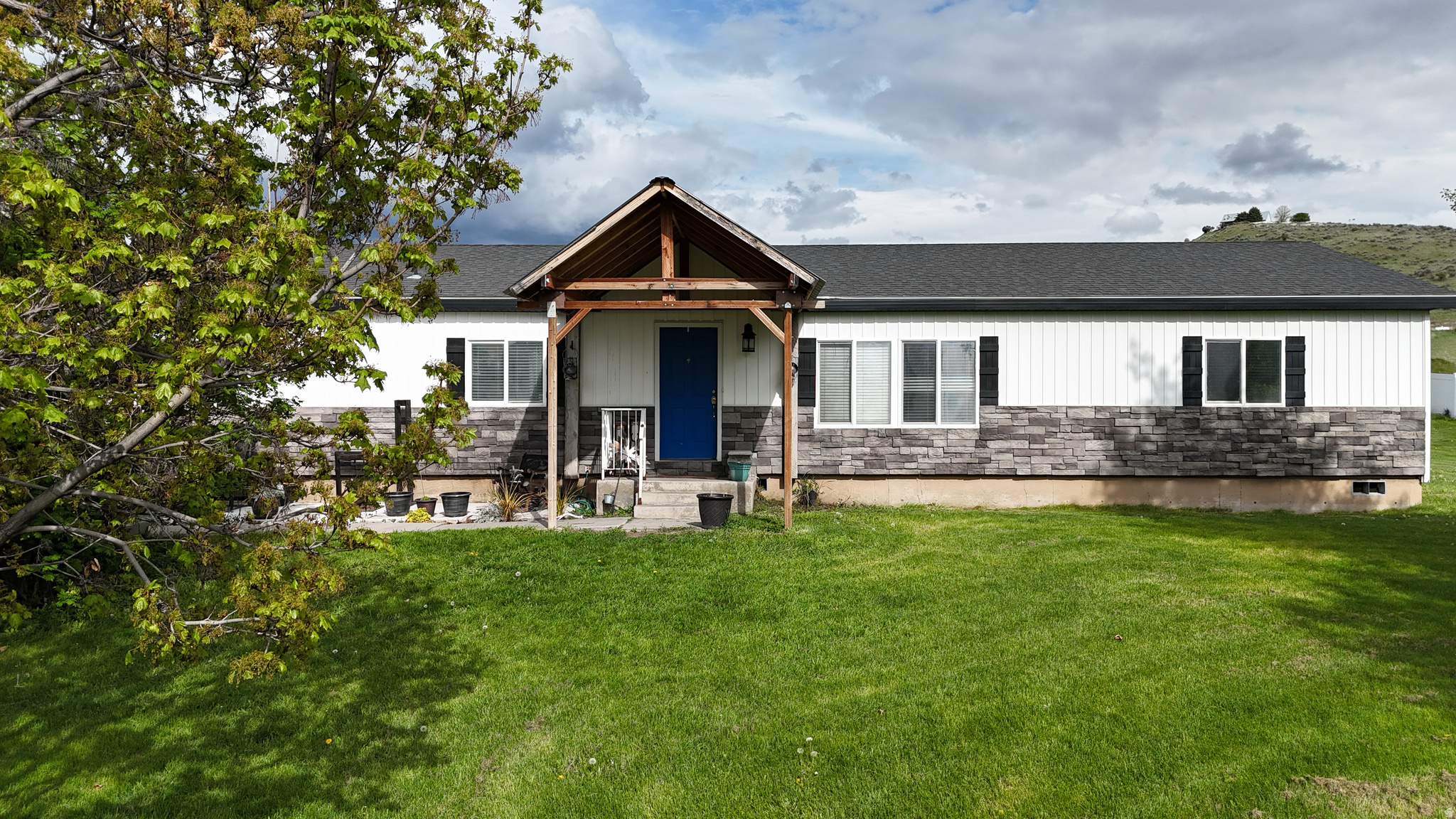 SUNSET HILLS - Residential