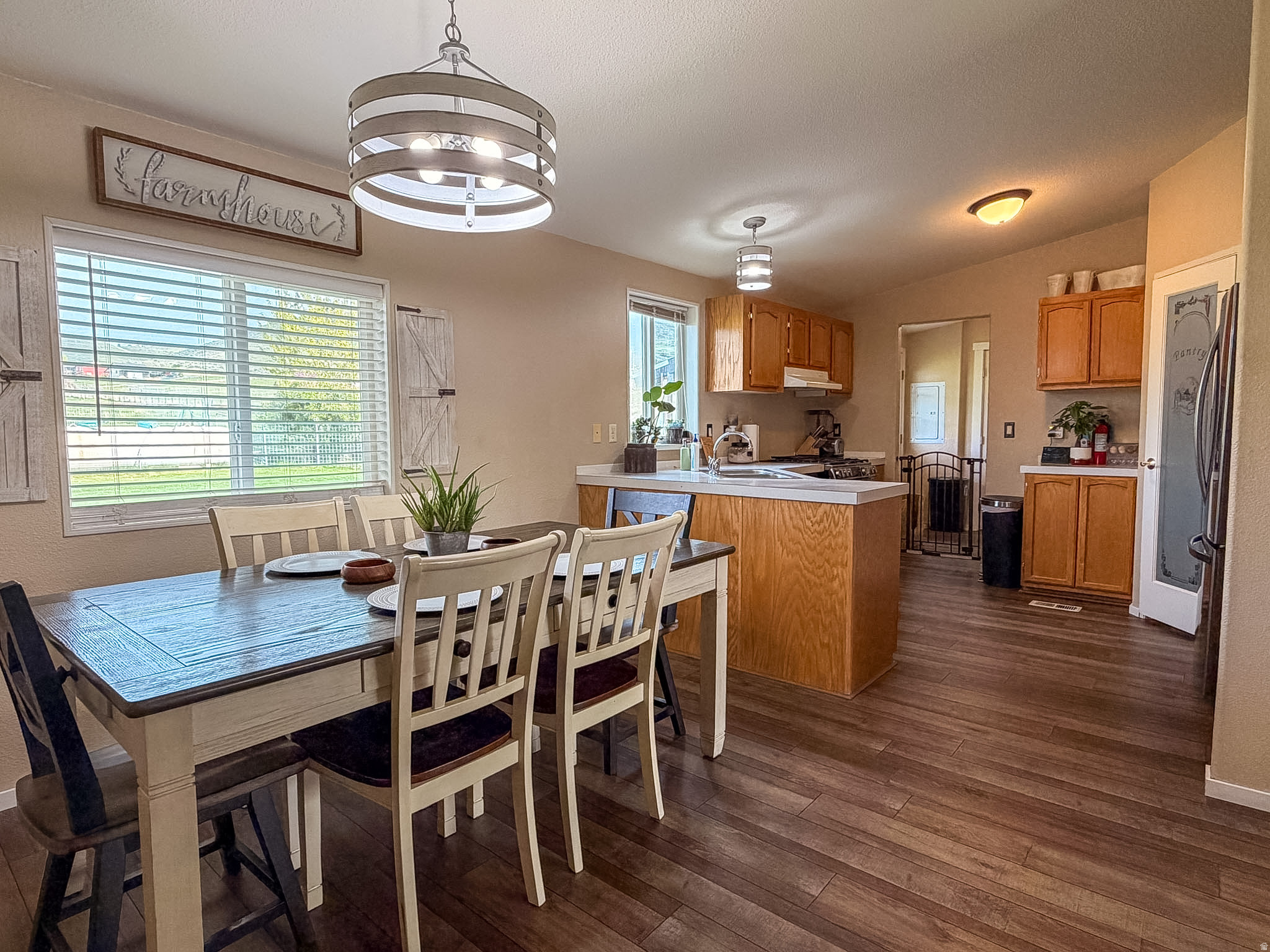 SUNSET HILLS - Residential
