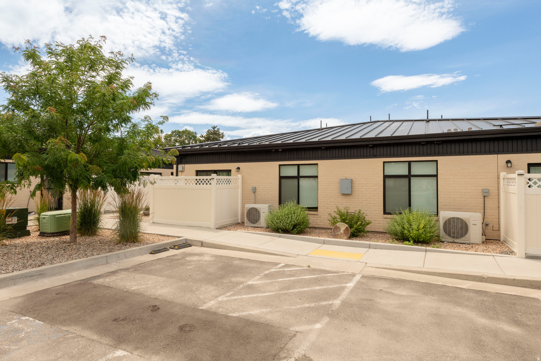 CAPRI PARK HOMES 2 - Residential