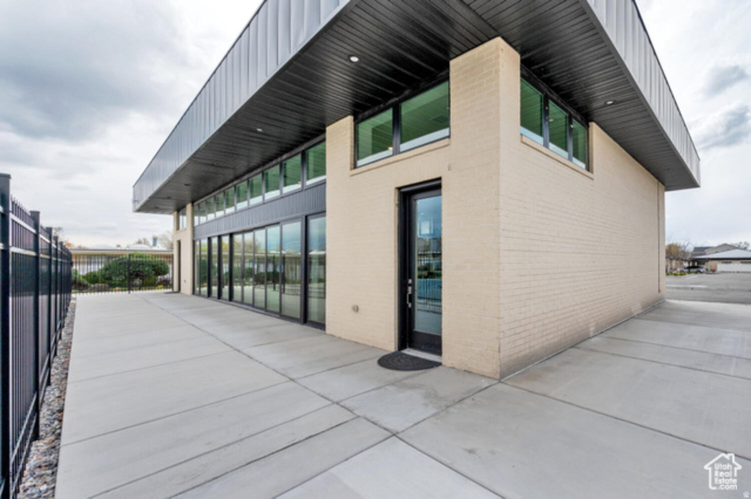 CAPRI PARK HOMES 2 - Residential