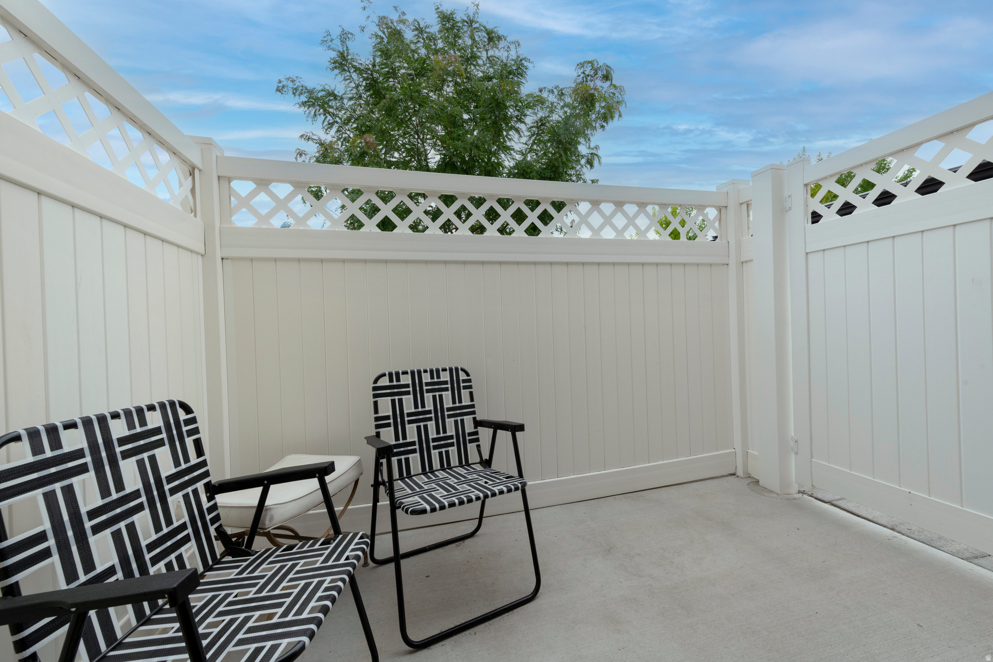 CAPRI PARK HOMES 2 - Residential