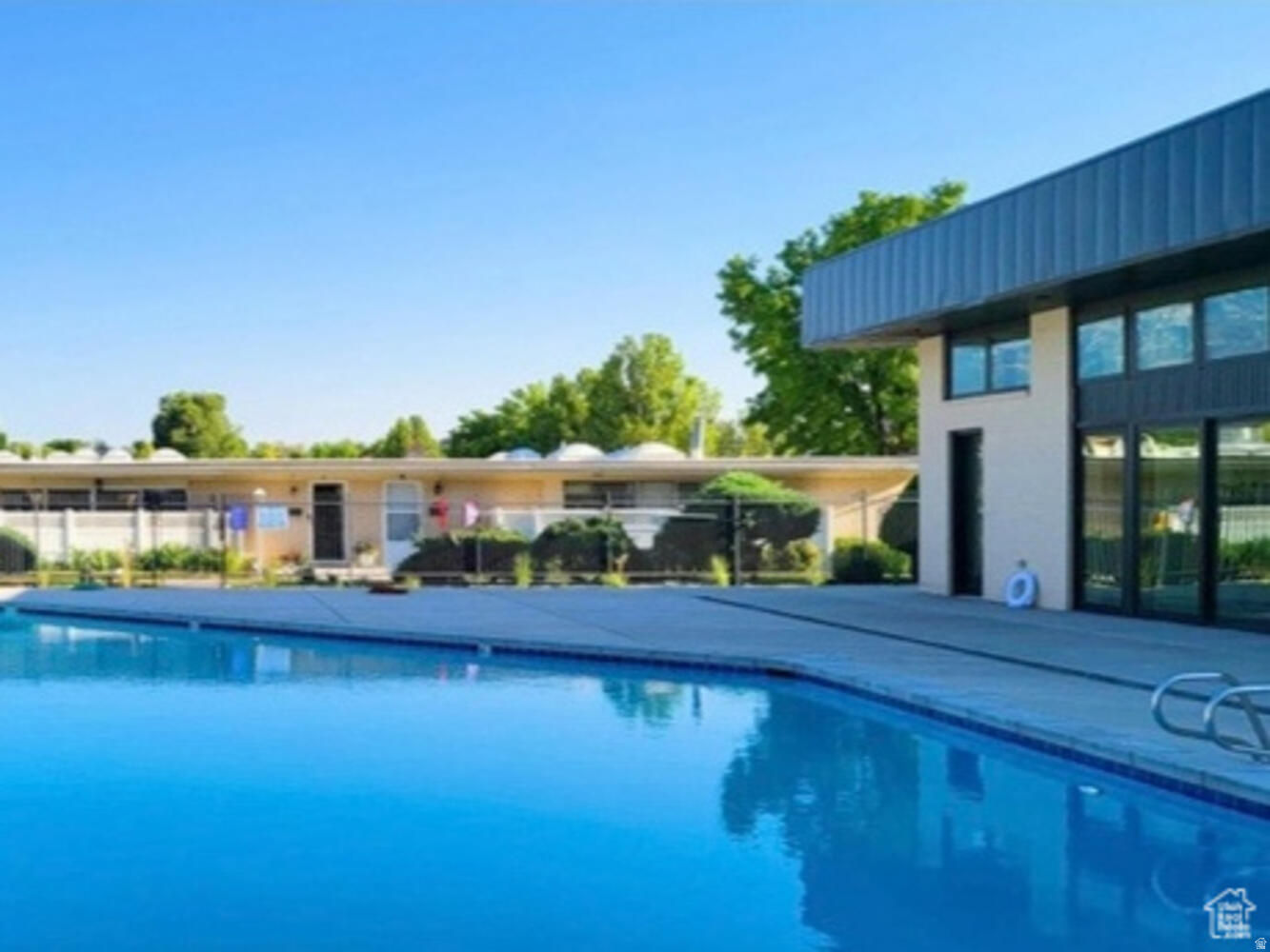 CAPRI PARK HOMES 2 - Residential