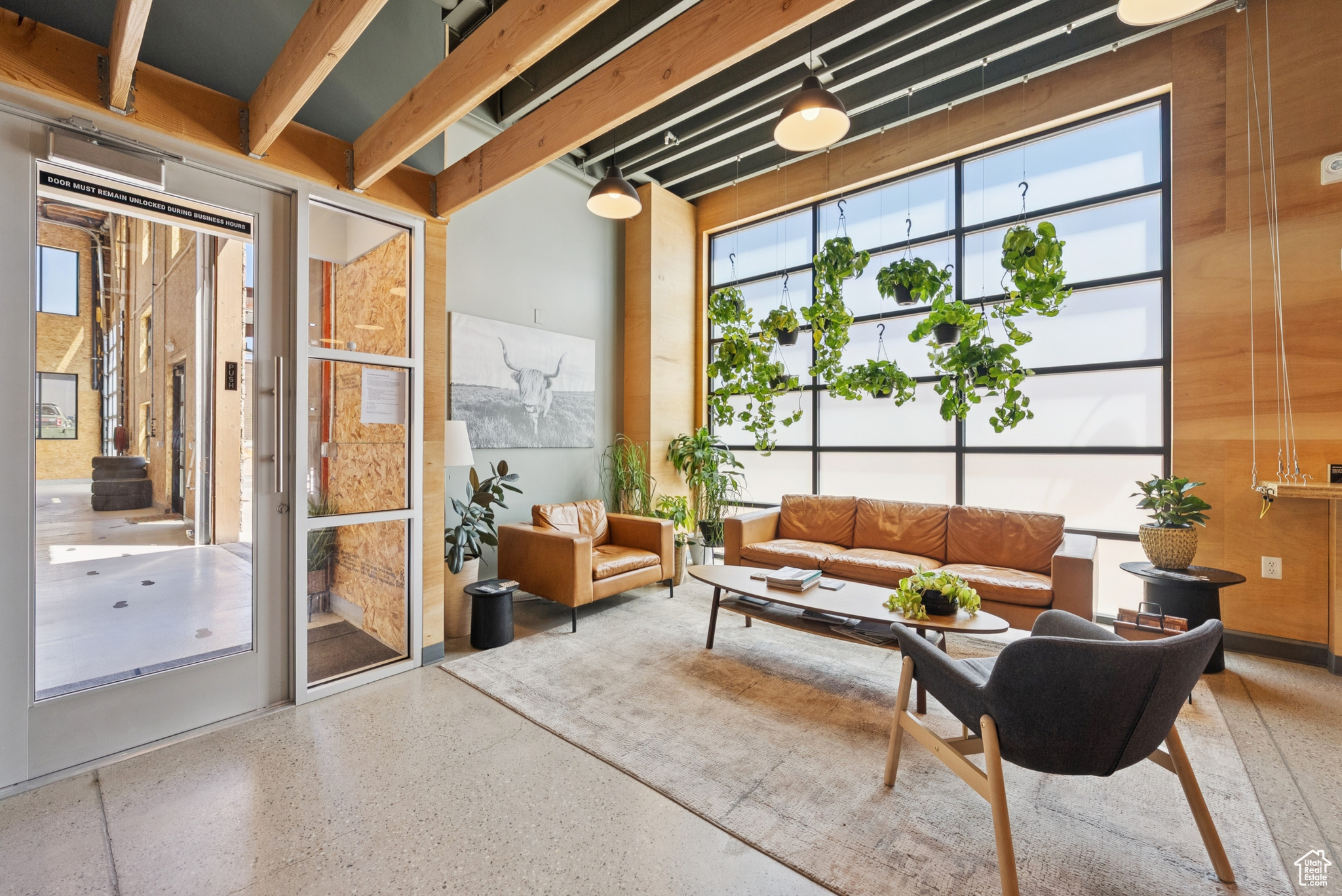 PARK EAST II BUSINESS COMMUNITY CONDOS - Commercial Sale