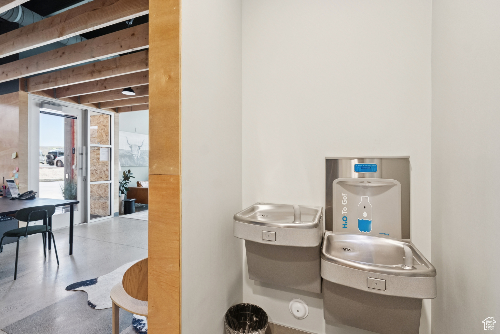 PARK EAST II BUSINESS COMMUNITY CONDOS - Commercial Sale