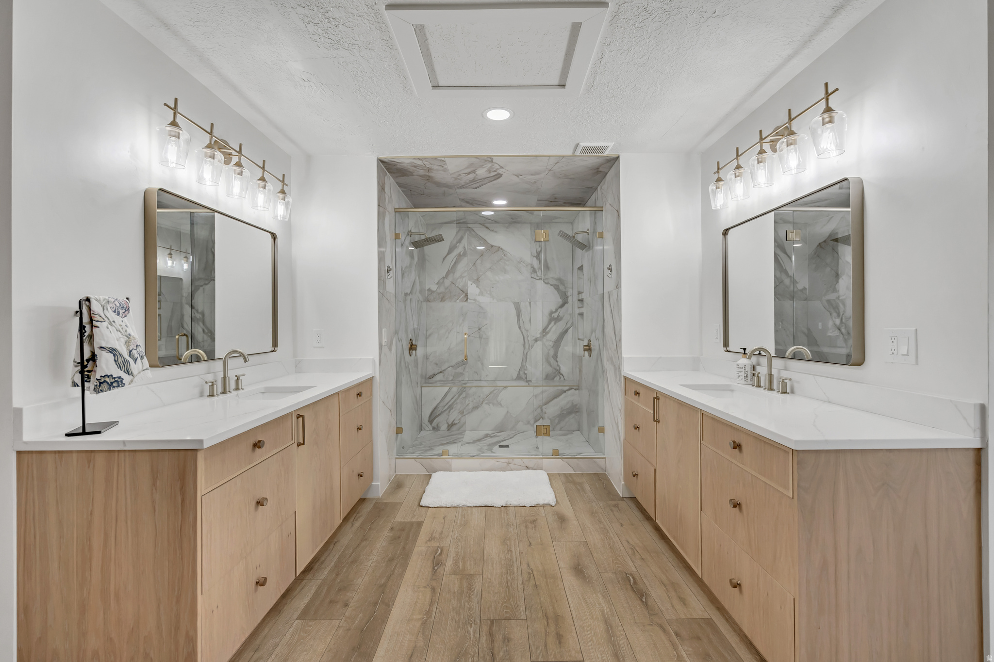 PEPPERWOOD - Residential