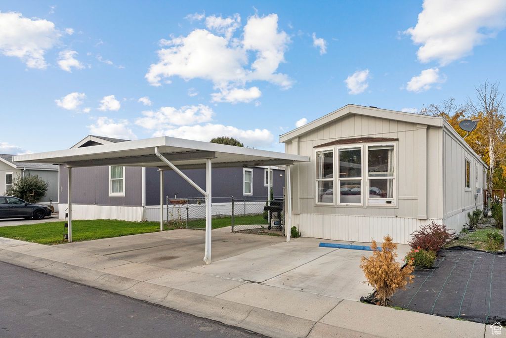 Photo of 5075 W 4700 S #172, Kearns, UT 84118 (MLS # 2119500)