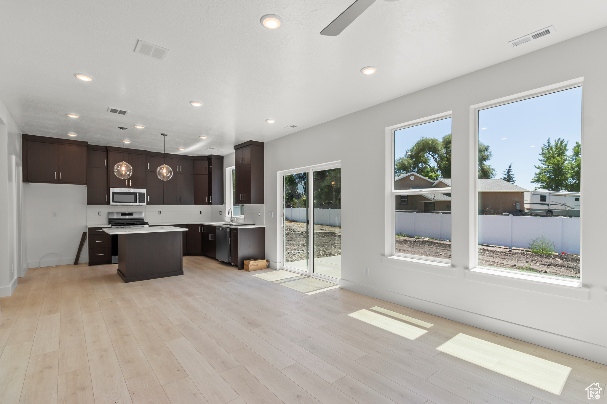 NORTH POINT - Residential