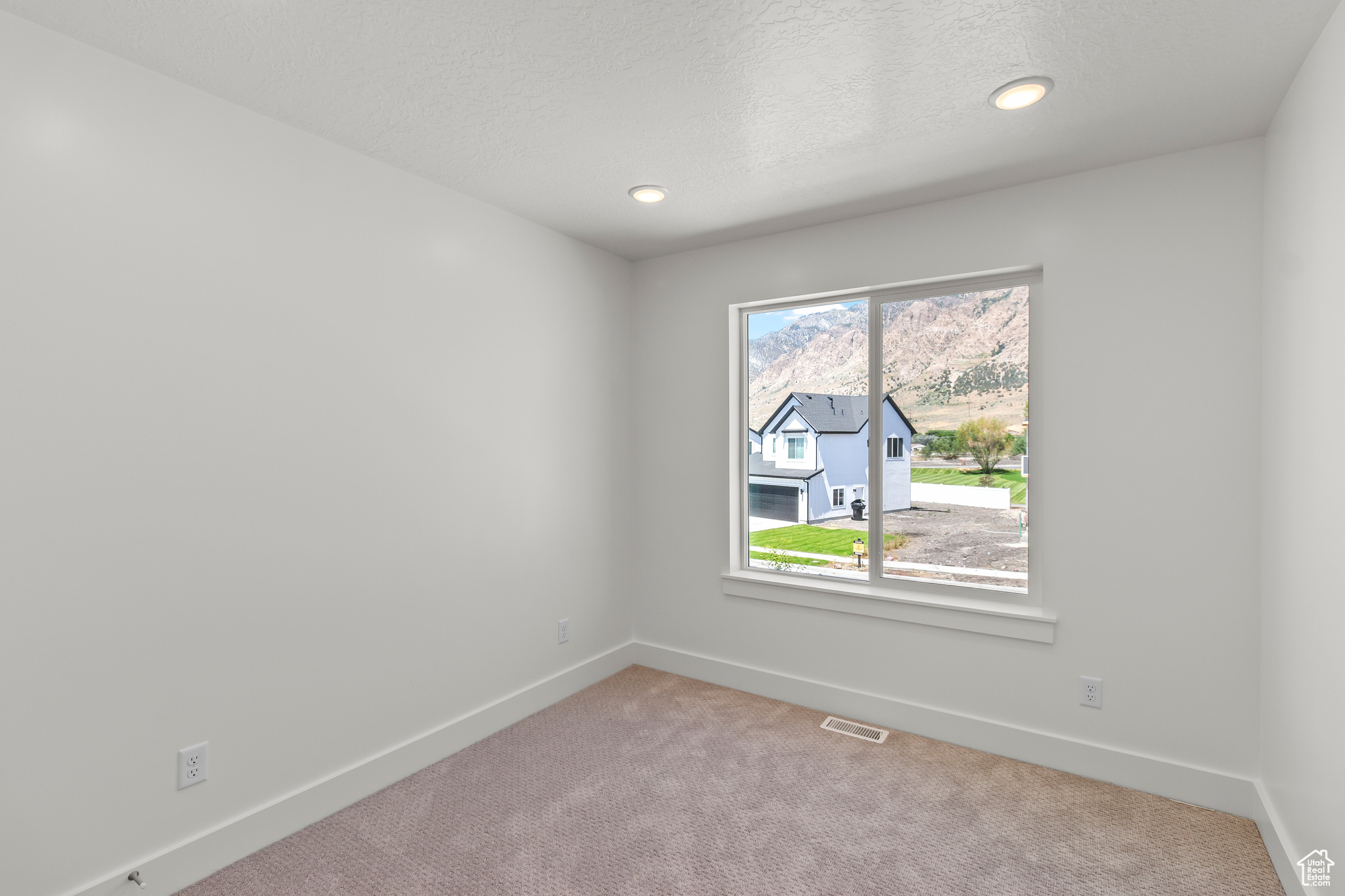 NORTH POINT - Residential