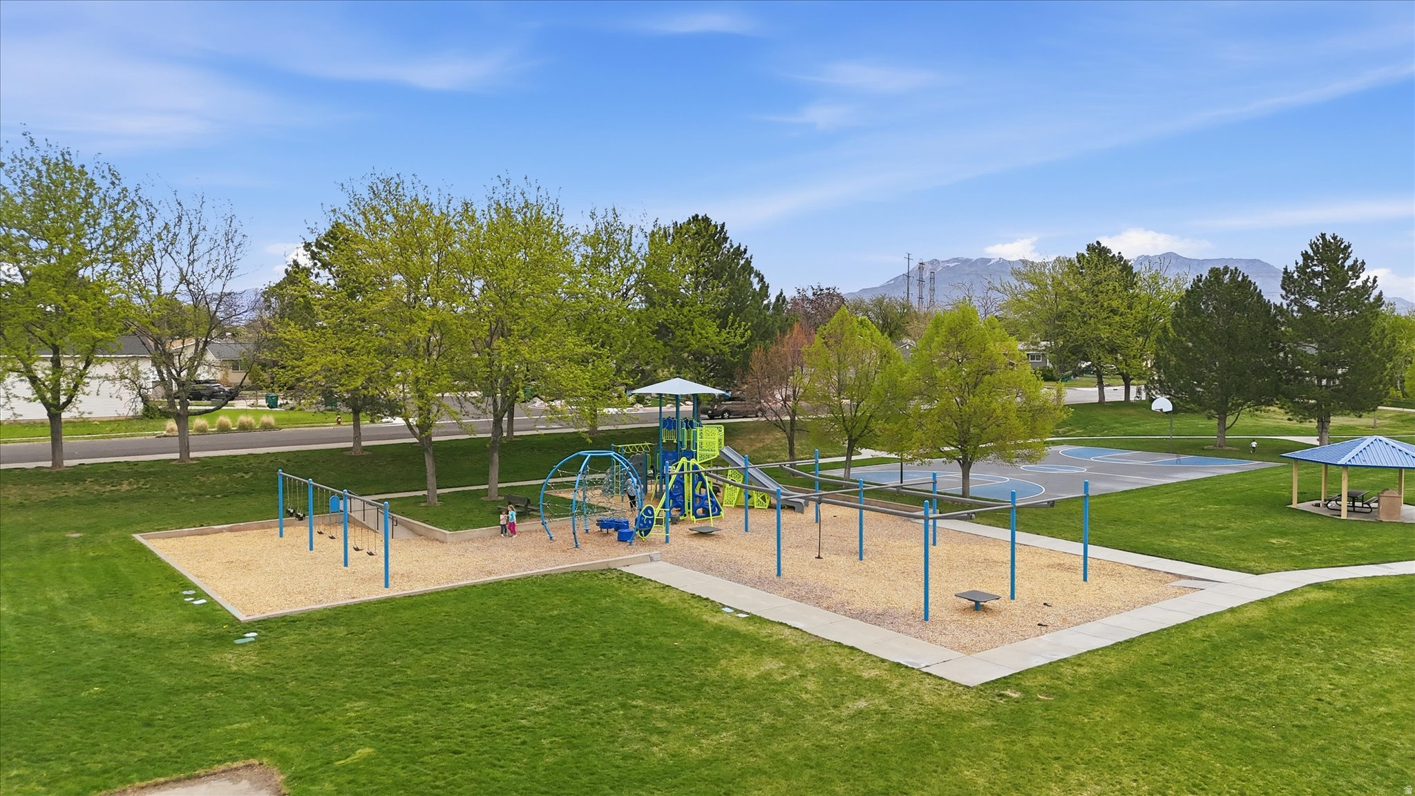 TANNER HERITAGE ESTATES - Residential
