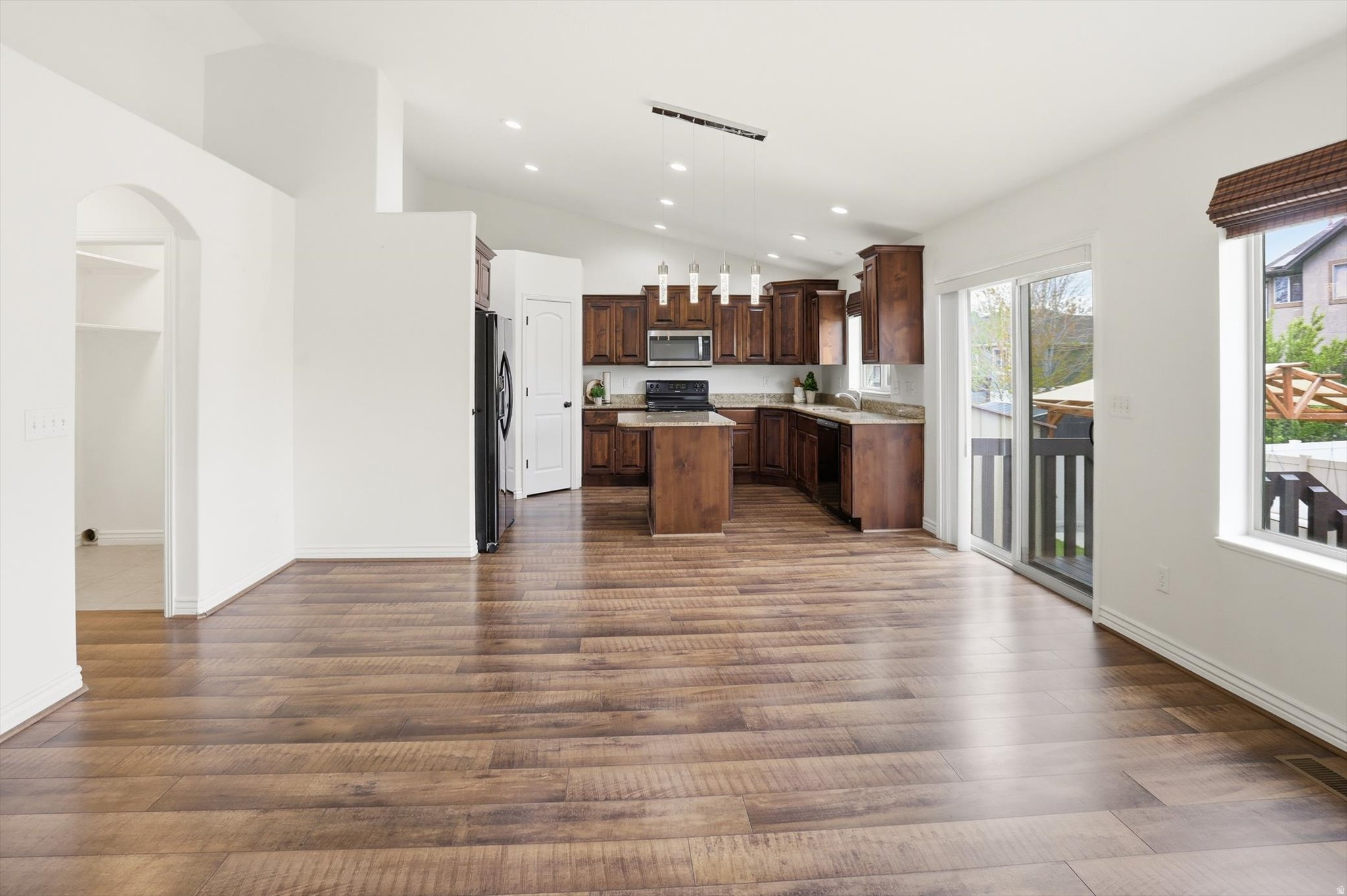 TANNER HERITAGE ESTATES - Residential