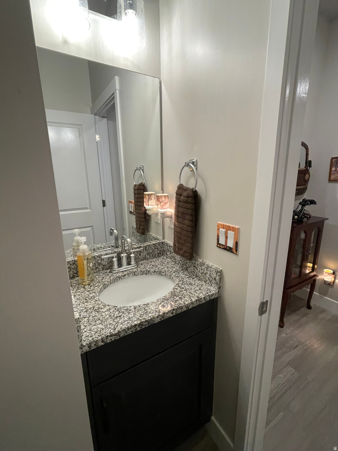 CEDAR RIDGE - Residential