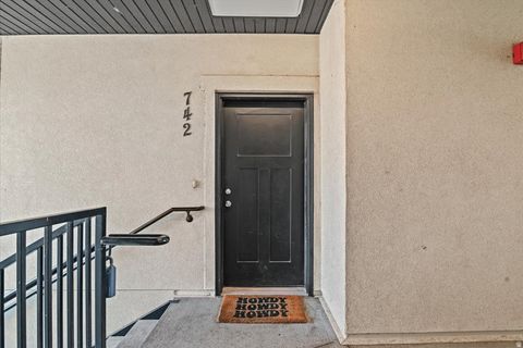 Tiny photo for 742 N 260 W, Vineyard, UT 84059 (MLS # 2141179)