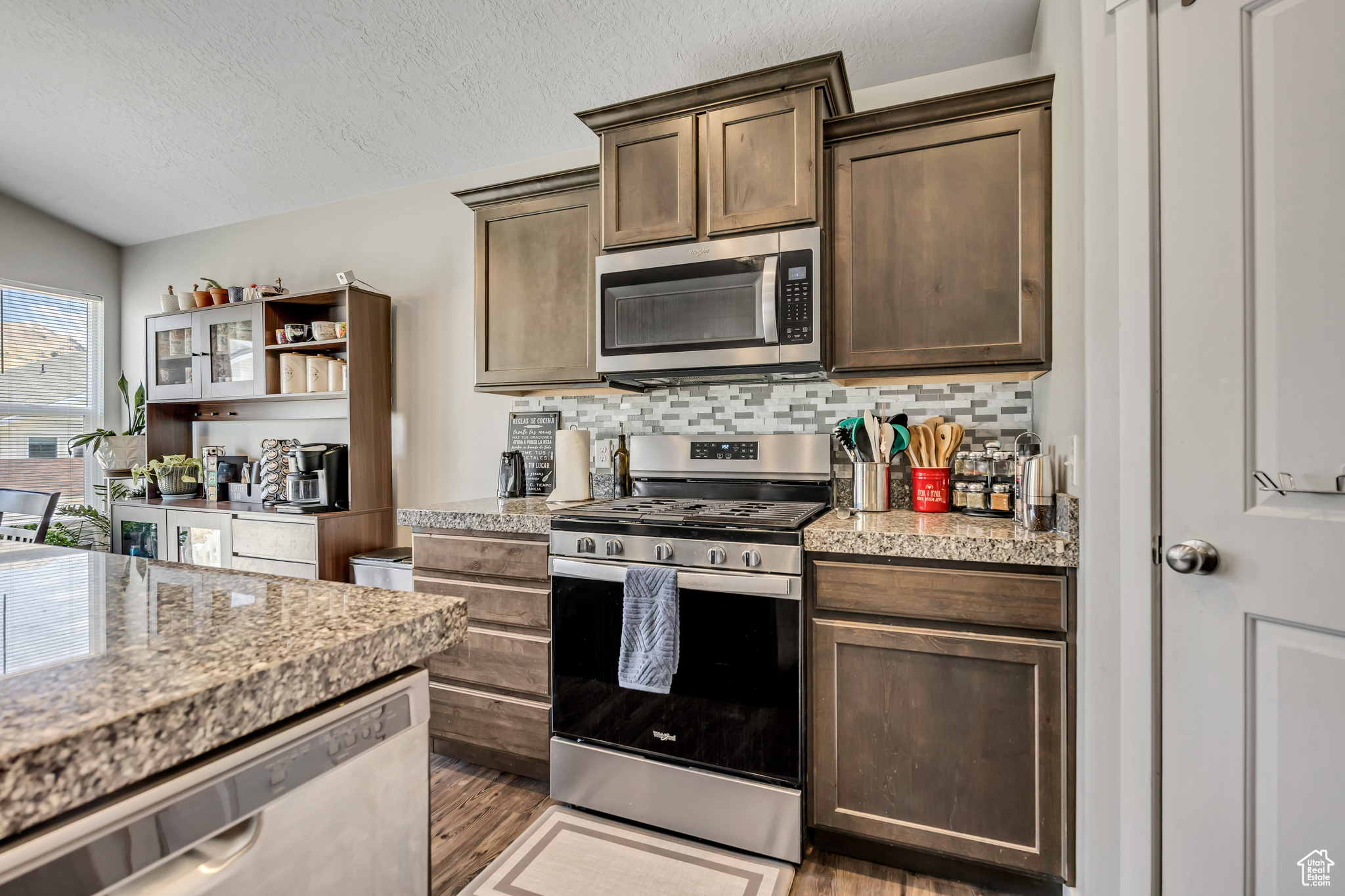 MEADOWS - Residential