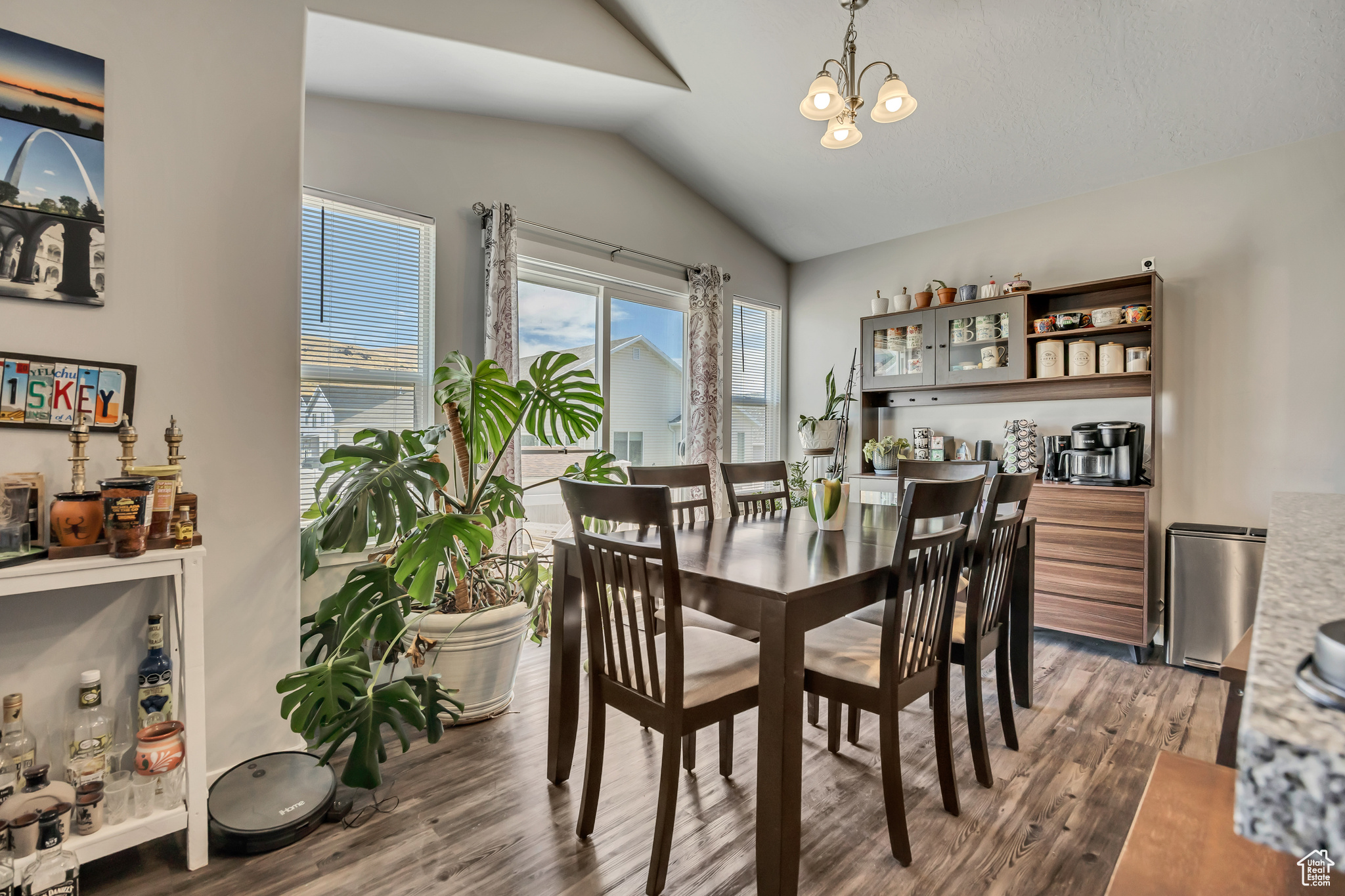 MEADOWS - Residential