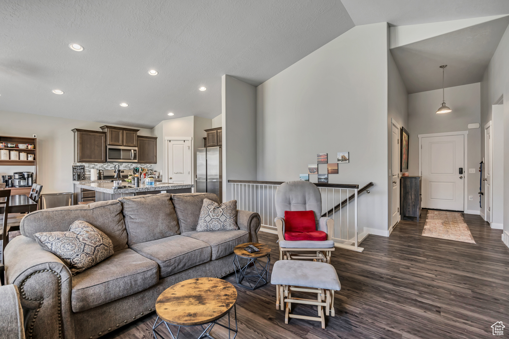 MEADOWS - Residential
