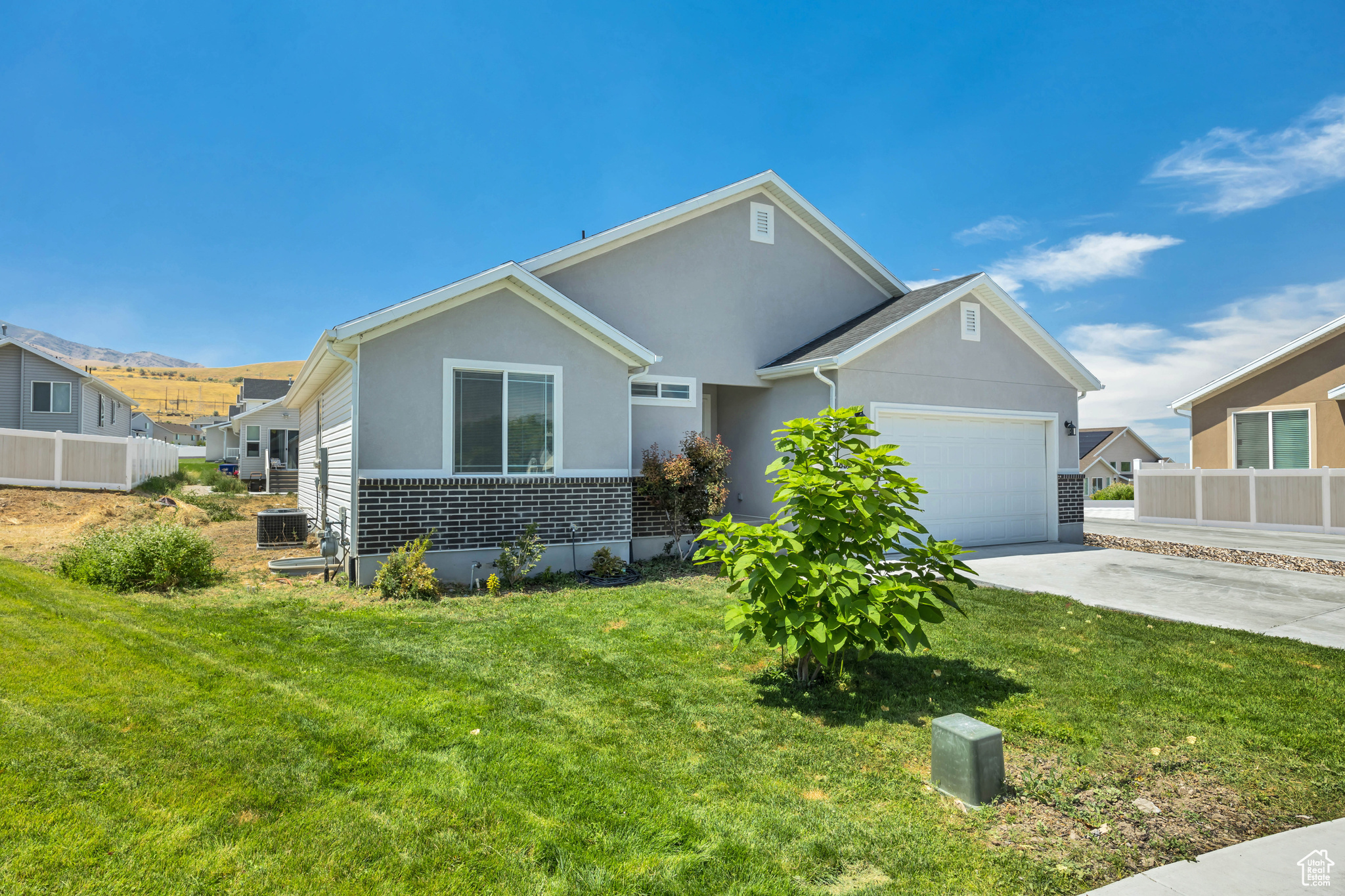 MEADOWS - Residential