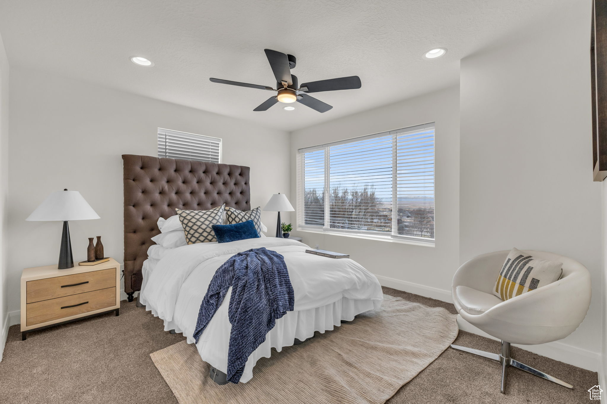 LAKE POINTE - Residential