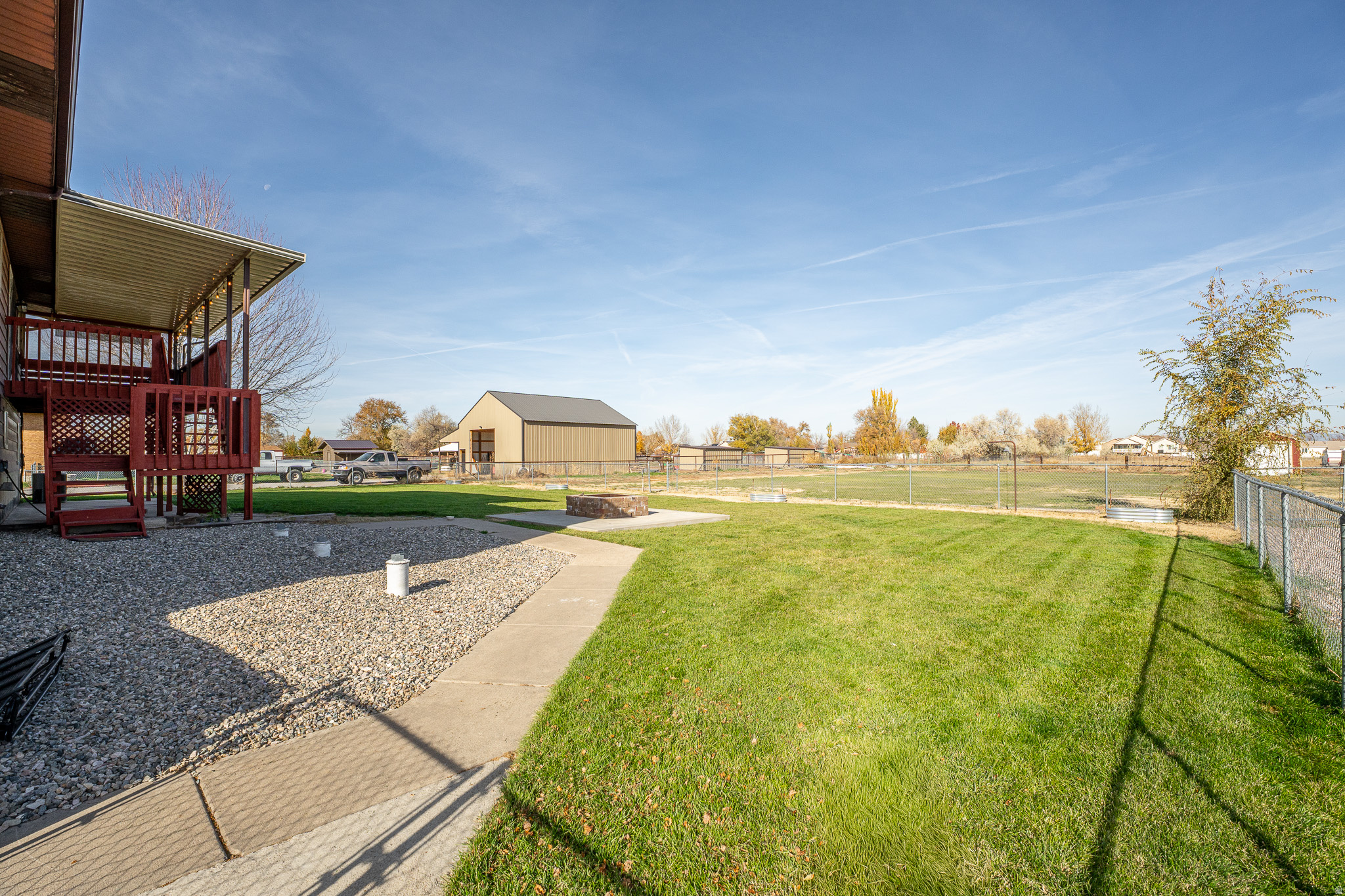 KELLY KAY ACRES - Residential