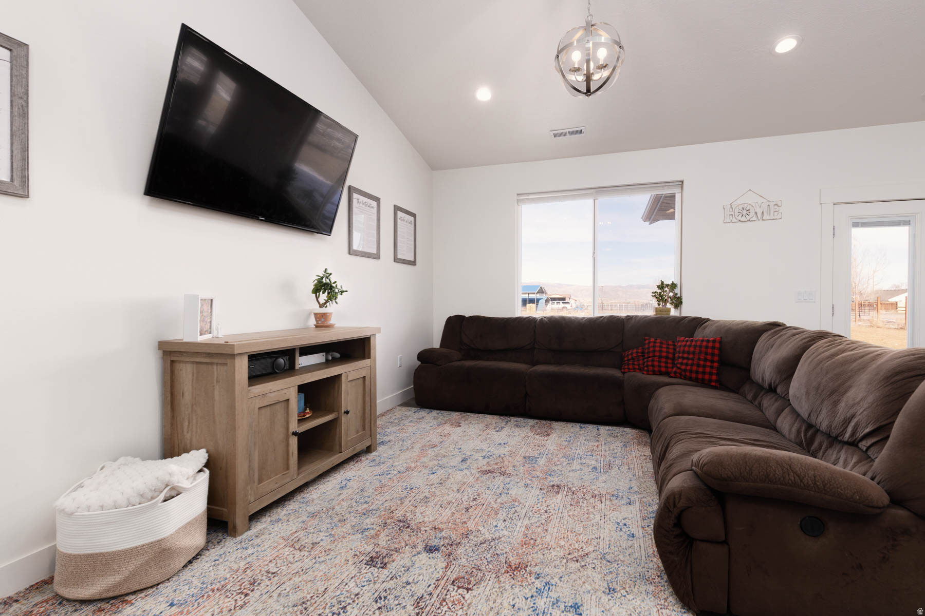 MONROE ESTATES - Residential