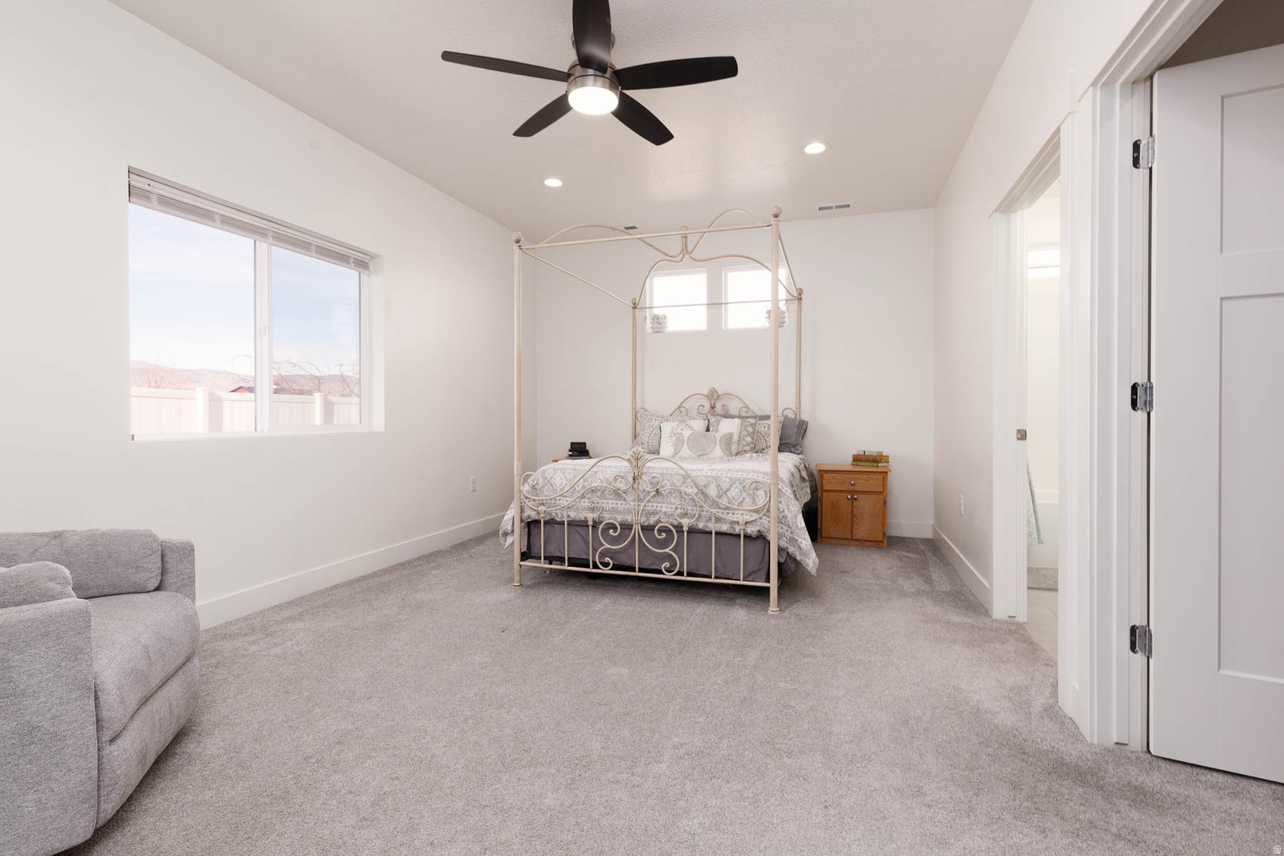 MONROE ESTATES - Residential