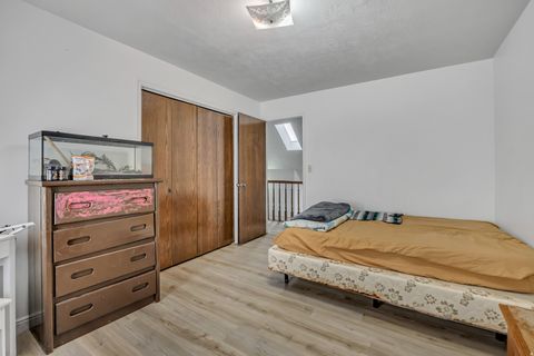 Tiny photo for 9660 S STORNOWAY CIR W, South Jordan, UT 84009 (MLS # 2139783)