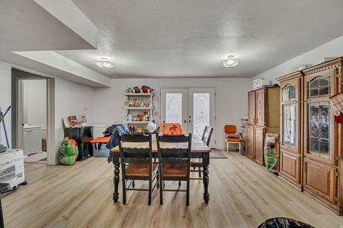 Tiny photo for 9660 S STORNOWAY CIR W, South Jordan, UT 84009 (MLS # 2139783)