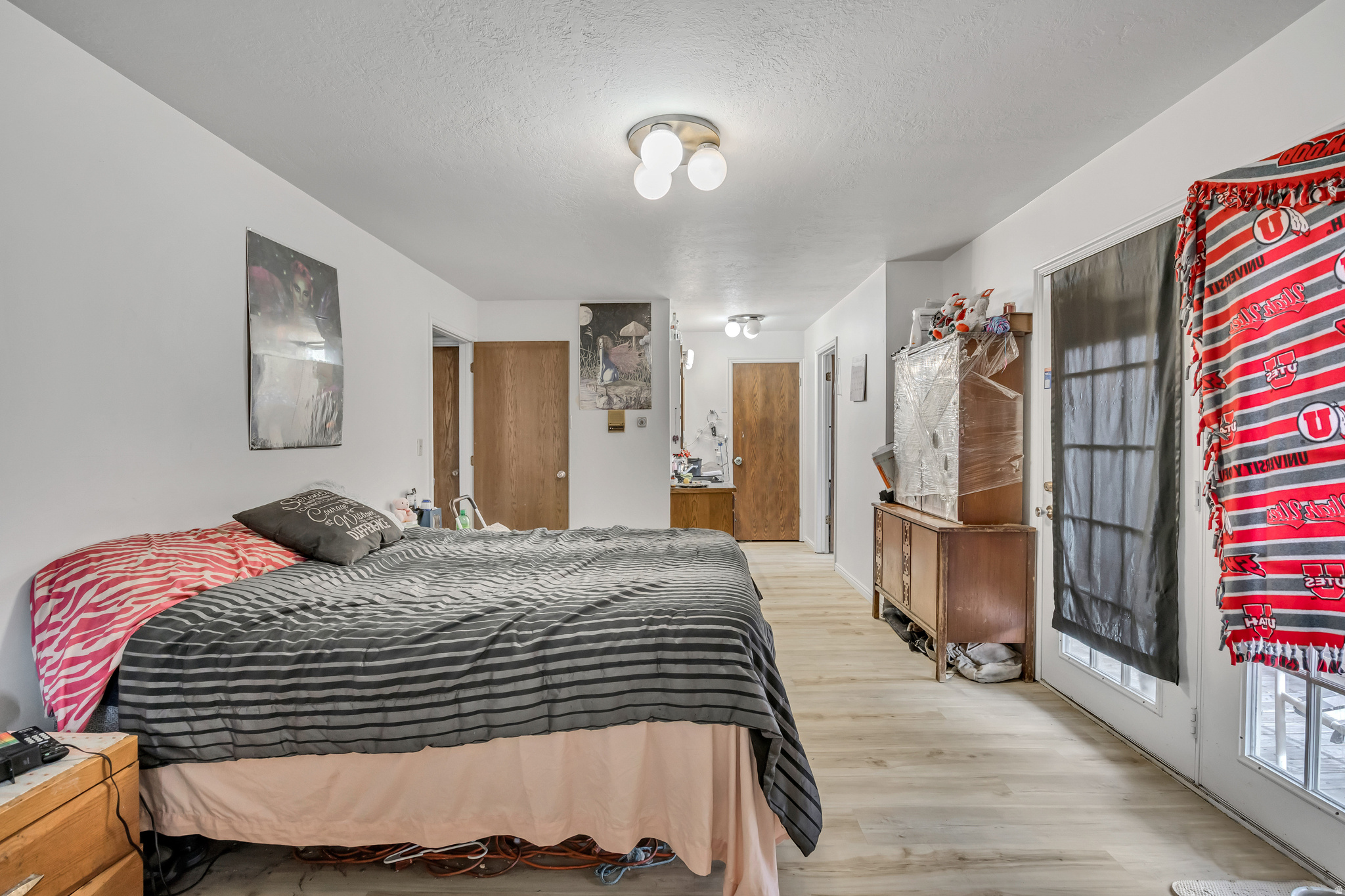 COUNTRY ESTATES - Residential