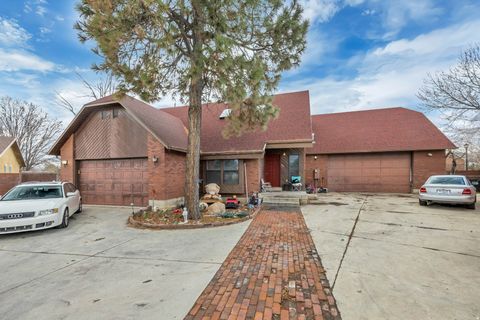 Photo of 9660 S STORNOWAY CIR W, South Jordan, UT 84009 (MLS # 2139783)